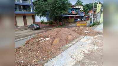 Slow-paced station revamp leaves Curchorem commuters in a lurch