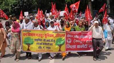 Forest dept contract workers demand regularisation, pay parity, march to minister’s home