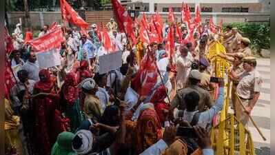 Forest dept contract workers demand regularisation, pay parity, march to minister’s home