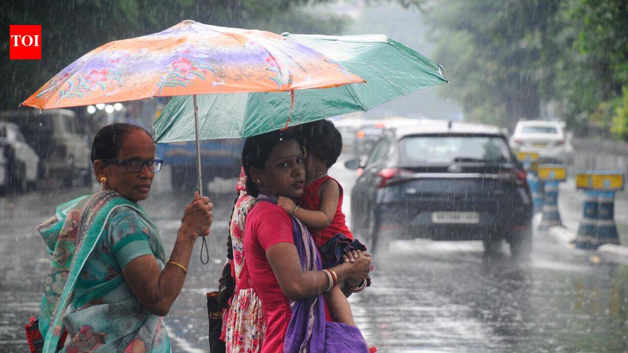 Rain, cloud cover fail to give relief from heat, humidity