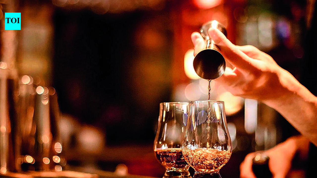 Wine makers urge govt panel to avoid steep price hikes