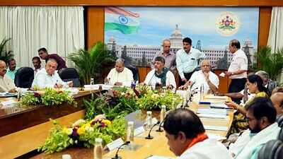 Full list of new Karnataka Cabinet: Congress names 20 ministers, omits senior leaders