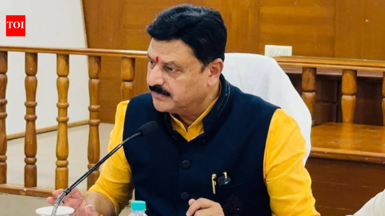 'Ex-CMs' kids get posts': Karnataka Congress MLA quits after after being denied cabinet berth
