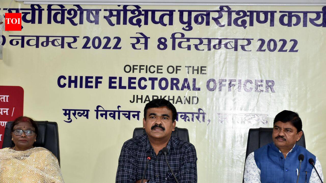 Ensure registration of young eligible voters, CEO tells educational institutes in state