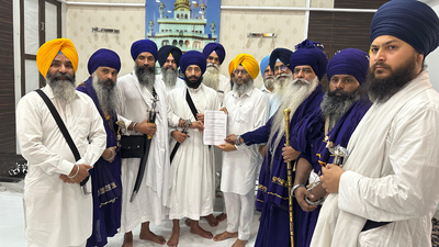 Sikh thinkers demand transparency over transportation of Guru Granth Sahib saroops