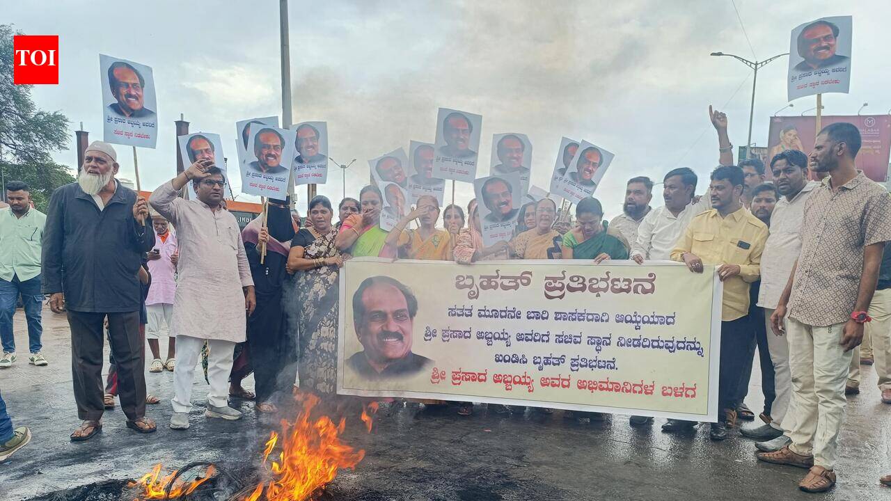 Cabinet snubs spark protests across North Karnataka