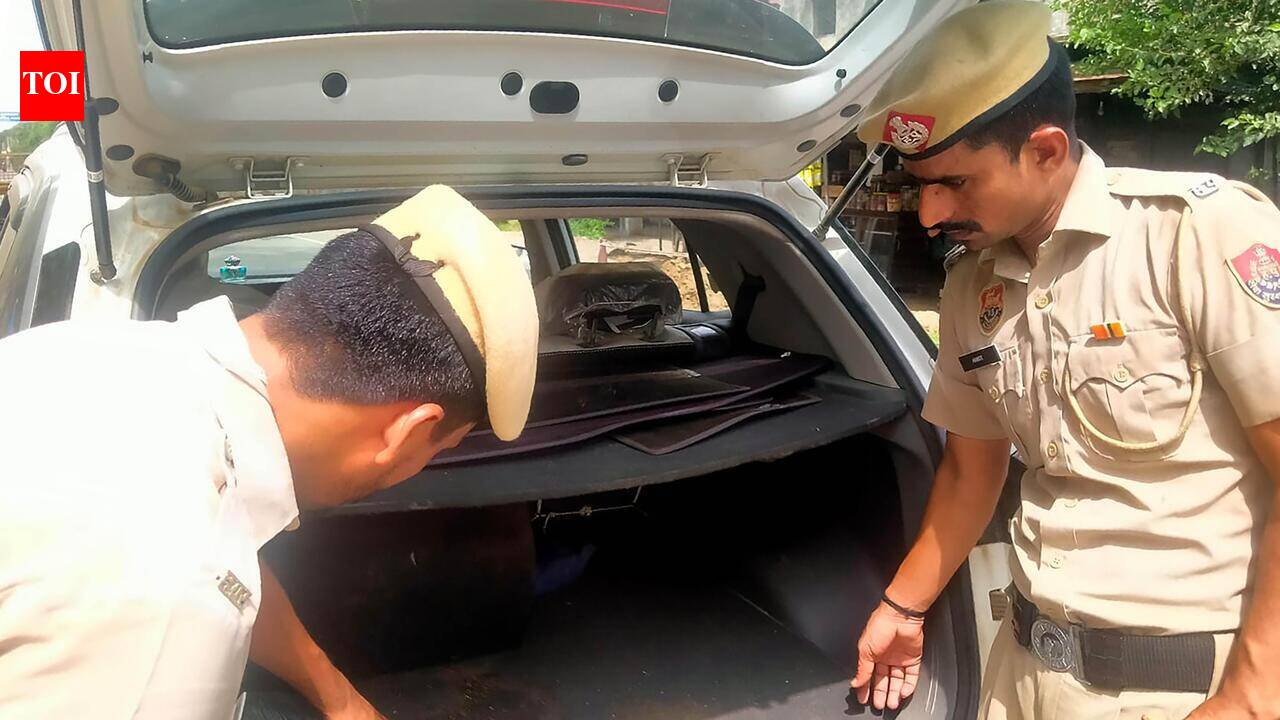 2k cops on road, fuel sale curbs: Yatra held under tight security