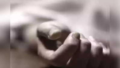 Cremation stopped after kin spot rope marks on body