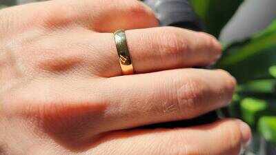 Man reunited with lost wedding ring after 10 years as 9-year-old niece makes incredible discovery in Minnesota lake