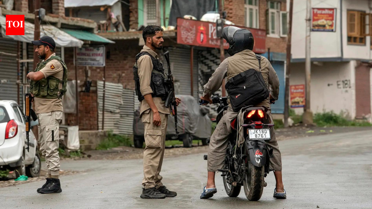 21 Bangladesh nationals detained in J&K’s Ramban