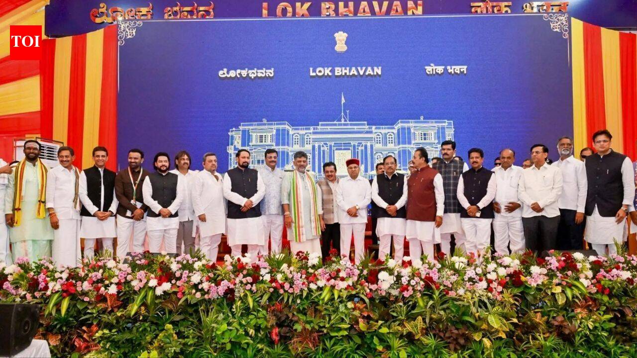Last-minute swap, dropped minister mark chaotic day for Karnataka cabinet expansion