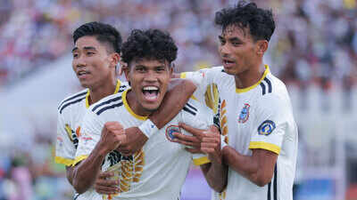 Durand Cup: Doley hat-trick keeps Raengdai's fairytale alive as debutants edge TRAU in seven-goal Manipur derby