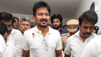 Udhayanidhi Stalin Detained Over Trisha Row |FIR, Political Storm & "I'll Face It Legally" Explained