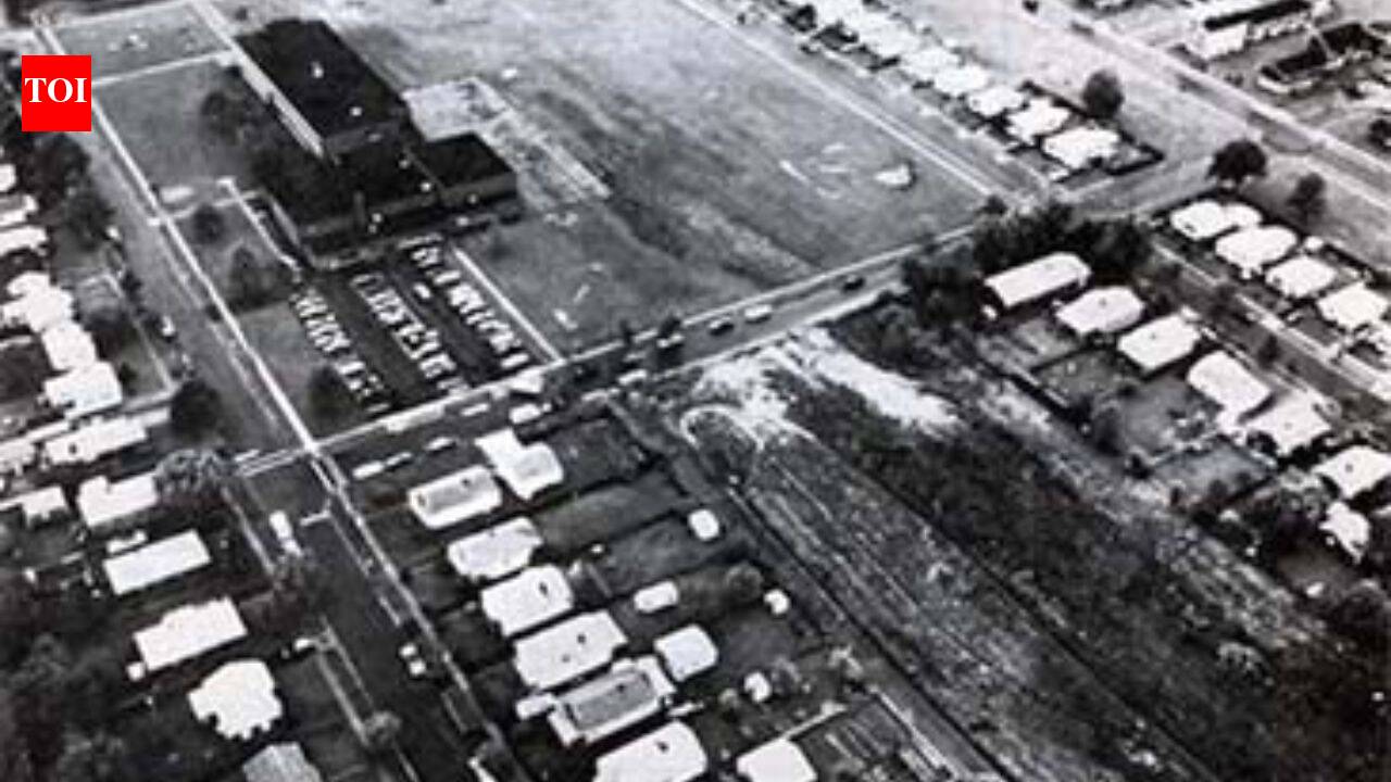 US built a neighbourhood upon 22,000 tons of buried toxic waste, then children began returning home with burns