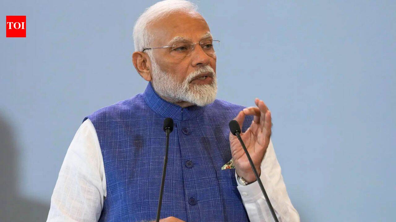 ‘Respectful language should sill be maintained’: Ex-India captain on PM Modi abuse