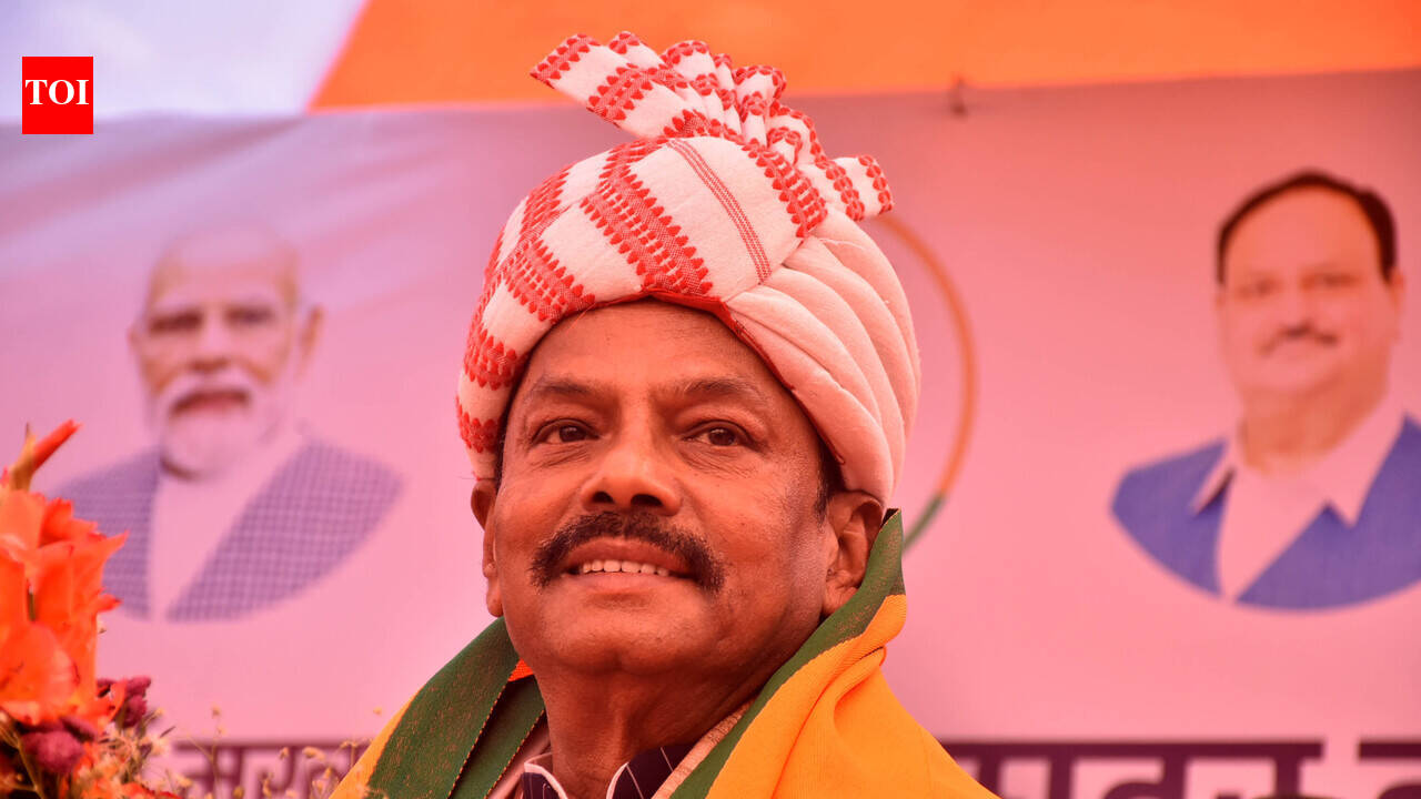 Raghubar writes to Hemant, backs students’ agitation