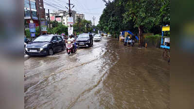 Heavy rain lashes city, more in store for next 3 days