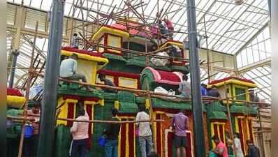 War jumbos, ancient architecture to light up Lalbagh flower show in Bengaluru