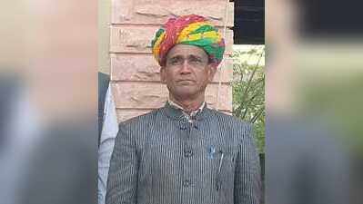 Naib tehsildar found dead in Balotra water tank