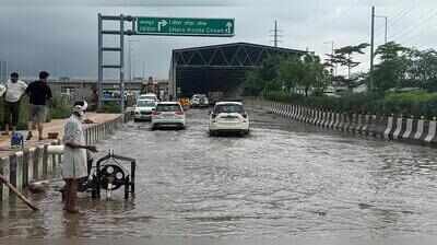 After rain, Gurgaon spends another evening crawling through hours of gridlock