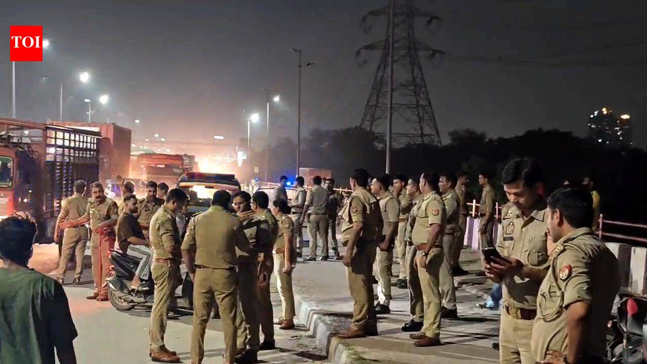 Kanwar pilgrim run over by truck on NH-9, protesters block highway