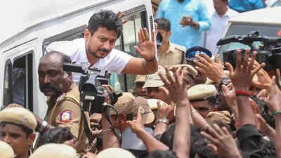 Udhayanidhi stalin cracks ‘bad joke’ at Vijay, spends day with cops