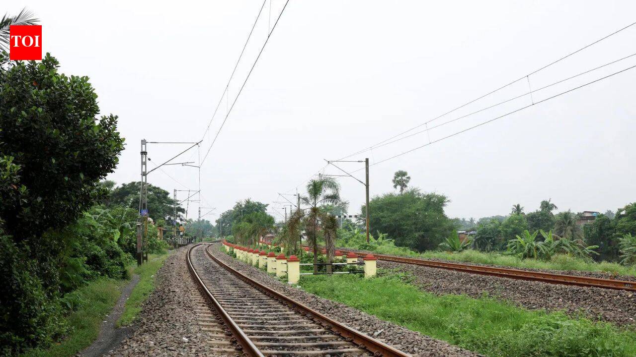 डोकलाम के करीब रेल कनेक्टिविटी को मिलेगी रफ्तार, पश्चिम बंगाल सरकार ने भूमि अधिग्रहण को दी हरी झंडी
