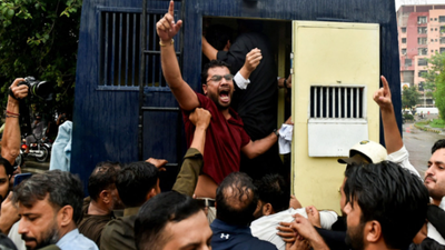 NOC to travel outside Islamabad, Lahore, Karachi - Pakistan restricts foreign journalists amid PoK crackdown