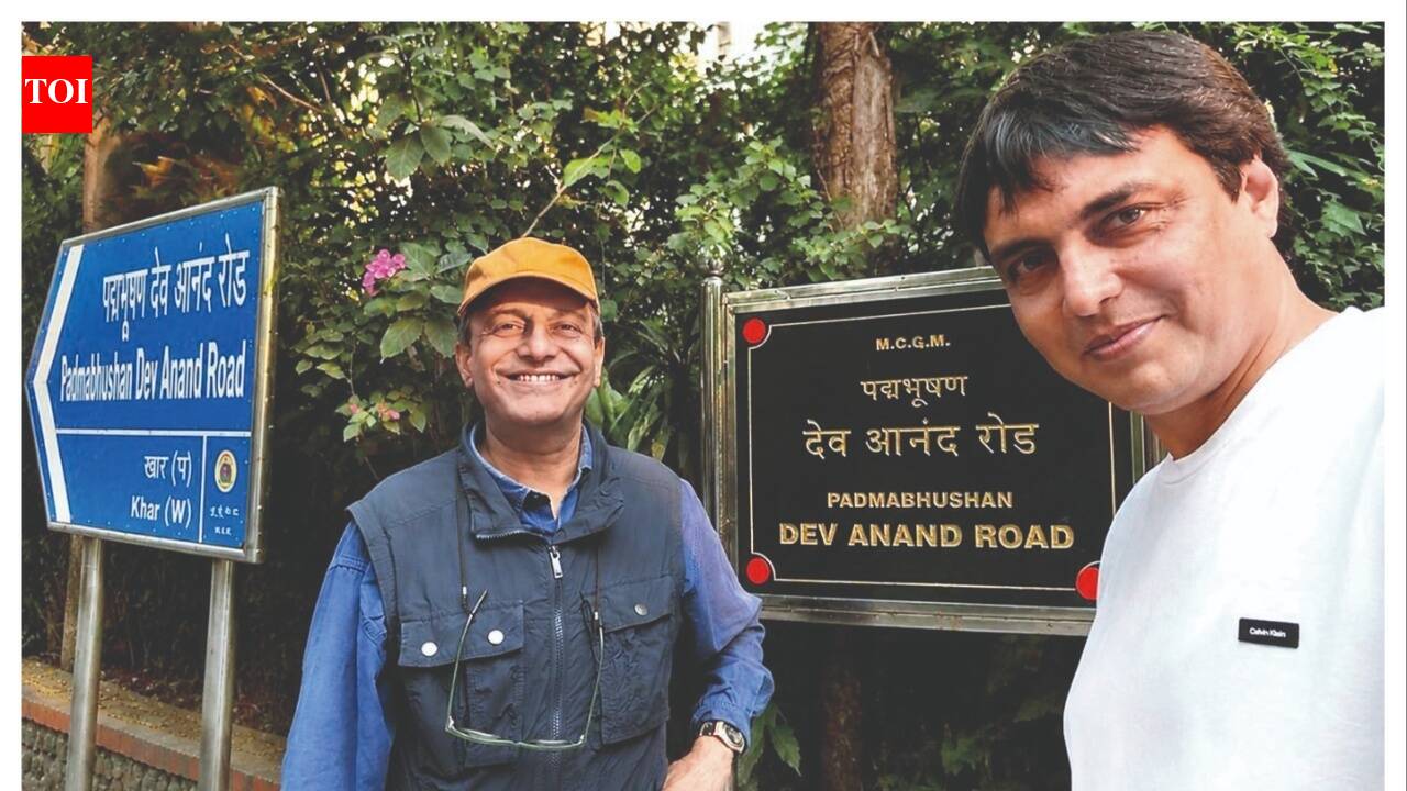 The world knew him as Dev Anand's son. I knew him as Suneil sir: Chargesheet actor Anish Vikramaditya