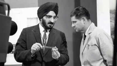 The Indian scientist who bent light — and changed the internet forever: Why Dr Narinder Singh Kapany is called the 'Father of Fiber Optics'
