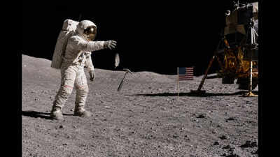 In 1971, Apollo 15 astronaut David Scott dropped a hammer and a feather on the Moon, demonstrating Galileo’s idea that objects fall together without air resistance
