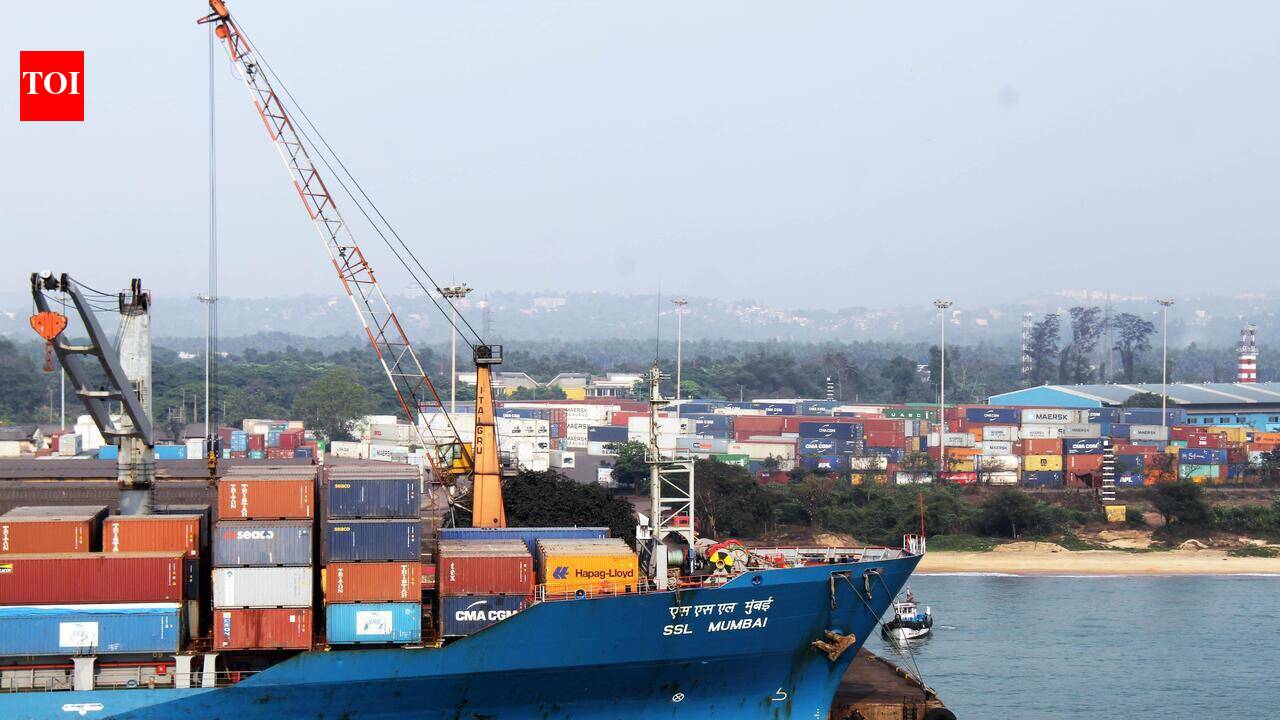 Global ocean freight spike due to West Asia war hits M’luru traders
