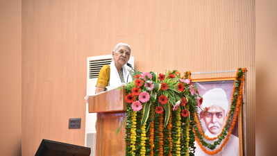 Guv calls for character building at MMMUT convocation