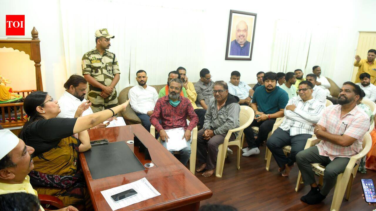 ‘Mayor Assistance Fund' for pothole-affected people in Nashik city