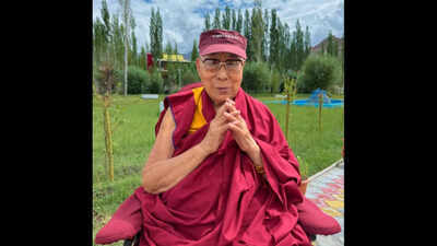 Quote of the day by the Dalai Lama: “If you concern yourself with taking care of others, there’ll be no room for lies, bullying and cheating. If you’r,e truthful you can live transparently, which will enable you to establish trust, the basis for making friends..."; Why the Dalai Lama advises being honest to be trustworthy