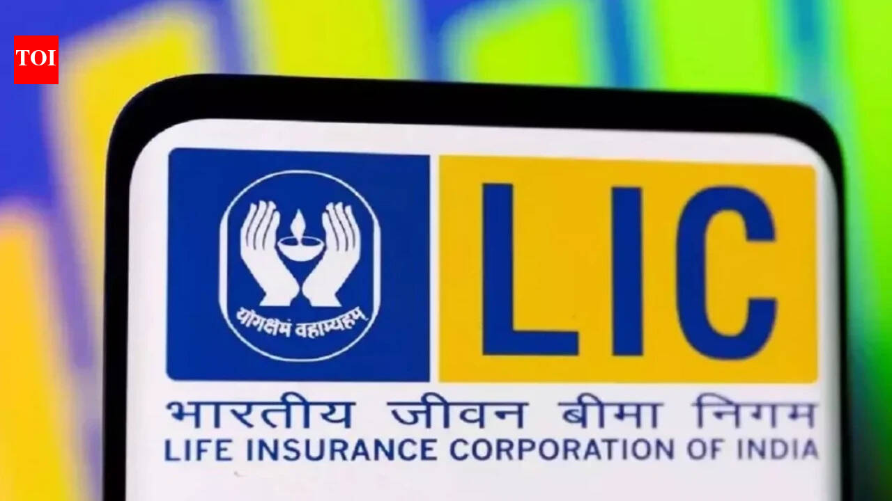 Government mops up Rs 31,552 crore from LIC share sale via OFS