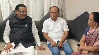 Mahayuti rift: BJP unhappy with Shiv Sena's Sanjay Shirsat visiting Abhijit Dipke kin