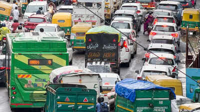 Gurgaon Police ask offices to allow 'work from home' as heavy rain floods roads again