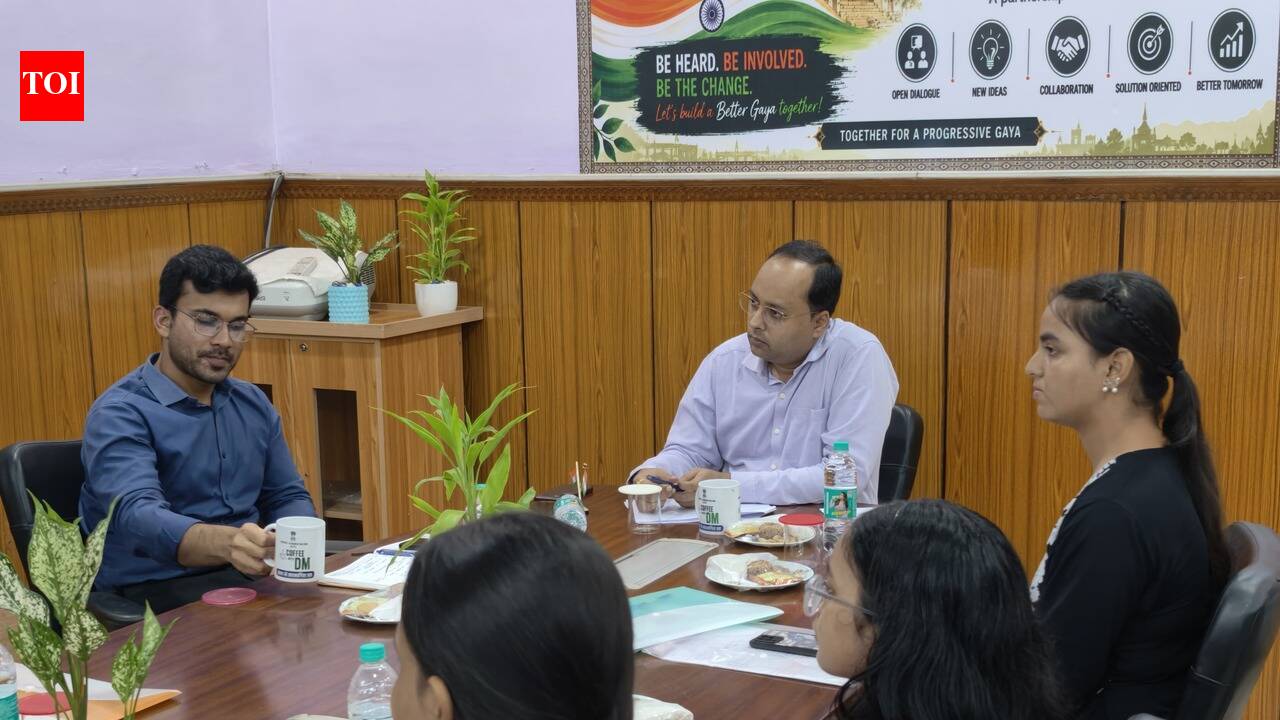 ‘Coffee with DM: Gaya students share ideas on tourism, education and civic issues