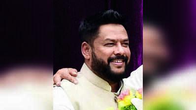 Back in cabinet, Nagendra gets a grand welcome in Ballari