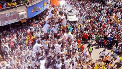 Maharashtra govt to insure 1.6 lakh govindas during dahi handi