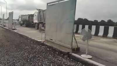 Fan-tastic fix: Lucknow-Kanpur Expressway repairs get breath of fresh air; video surfaces