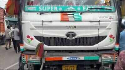 Trailer on wrong side crushes 82-yr-old man to death in Gurgaon, driver on run