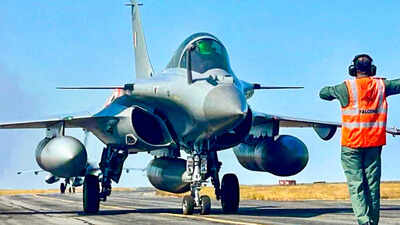 Mega jet deal in offing: France submits detailed proposal to India’s request for 114 Rafales