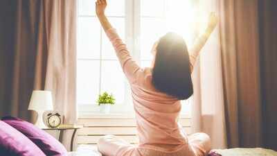 Psychology says people who swear by manifestation often start with this 5-minute morning habit and it changes how they notice opportunities⁩