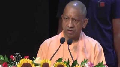 National Handloom Day: Yogi Adityanath salutes artisans, recalls Swadeshi Movement's legacy