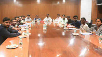 Soren government opens dialogue with Jharkhand student protestors, says talks 'positive'