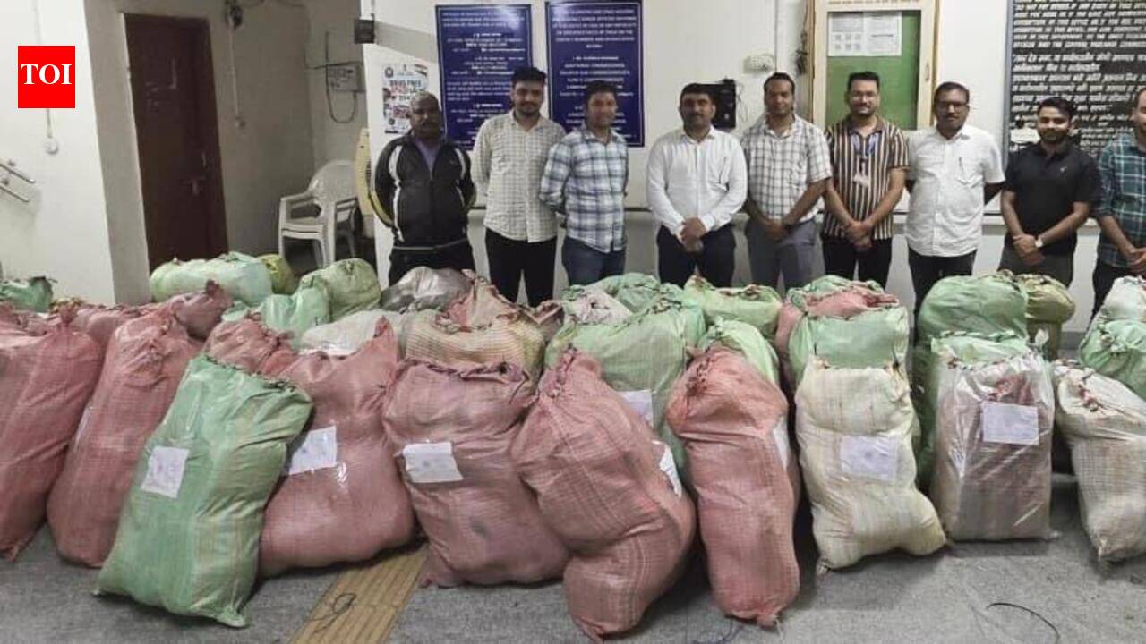 Ganja worth Rs6.5cr seized from truck near Solapur