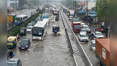 Intense rain spell brings another day of road miseries in Gurgaon
