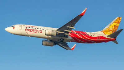 Air India salary hikes salaries of pilots by up to 15%